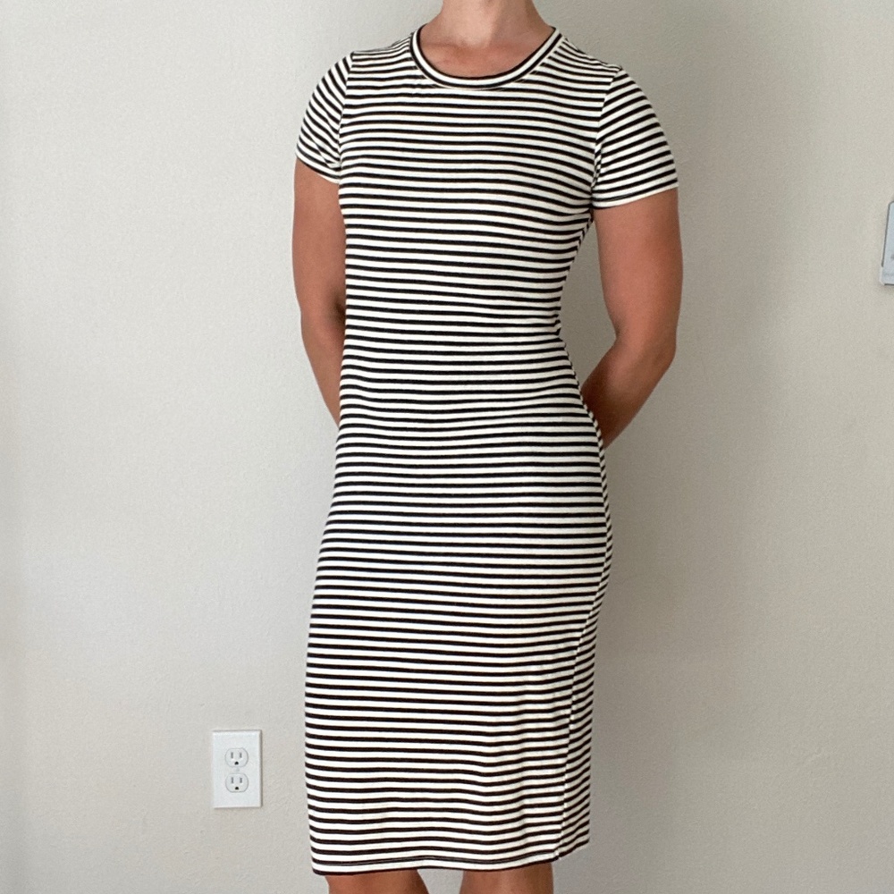 Forever 21 Black White Striped Bodycon Open Back Stretch Midi Crew Dress - Med - Picture 2 of 6